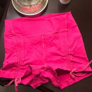 Yoga shorts Lululemon